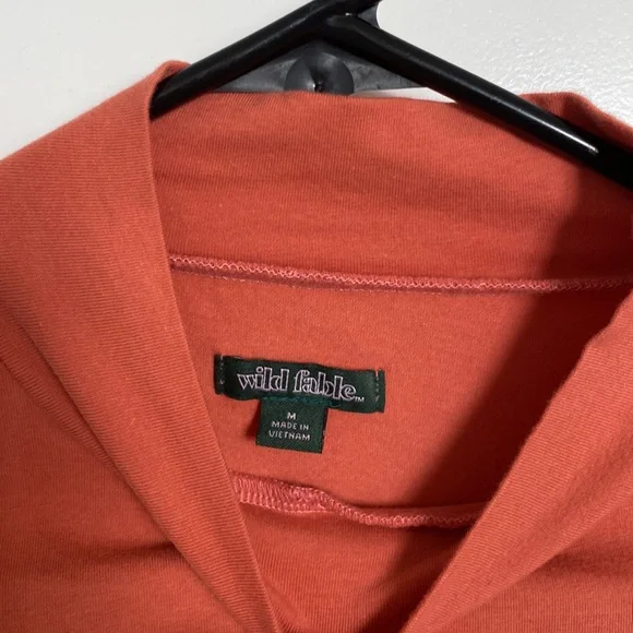 Peach mock neck top medium - Picture 2 of 2